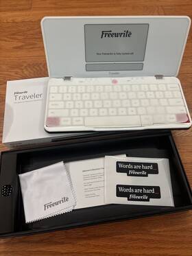 Astrohaus 313093895829 Freewrite Traveler Free Shipping Portable Typewriter Lightly Used