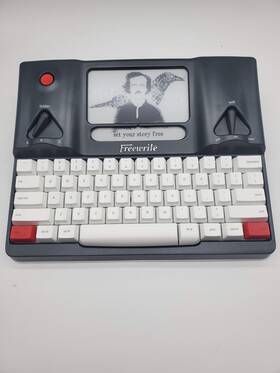Astrohaus Fst-03 Freewrite Smart Typewriter