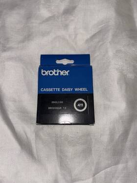 Brother 41913 Brougham 10 Cassette Daisy Wheel Typewriters 411
