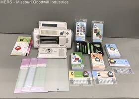 Cricut Crv001 Crx001 Personal Cutting Machine With Accessories