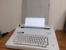 Dle250 Smith Corona Dle Typewriter With Cover