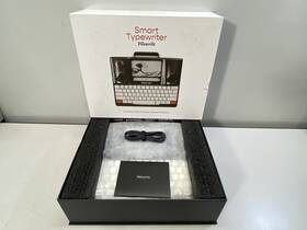 Freewrite 799861402114 Smart Digital Typewriter With E Ink Display For Distraction-free Writing