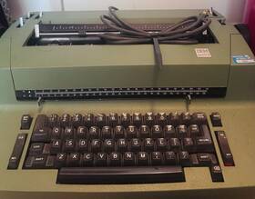 0053 Ibm Vintage Selectric Ii Typewriter Bage Working Will Need Ink Soon 0053 Ibm Vintage Selectric Ii Typewriter Bage Working Will Need Ink Soon