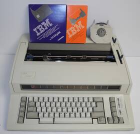 Ibm 6781-004 Lexmark Wheelwriter 1000 Electronic Typewriter - Refurbished-very Nice