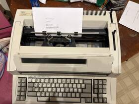 Ibm 6785-001 Personal Wheelwriter 25 Typewriter By Lexmark Machine Type