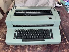Ibm D587535 Vintage Correcting Selectric Ii Electric Typewriter Dual Pitch Model