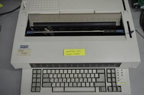 11-lw200 Lexmark Ibm Wheelwriter 1500 Electronic Typewriter Inch Working Just Needs Ribbon 11-lw200 Lexmark Ibm Wheelwriter 1500 Electronic Typewriter Inch Working Just Needs Ribbon