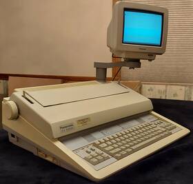 Kx-e4500 Panasonic Unique Vintage With Telescopic Rotating Crt Display Rare