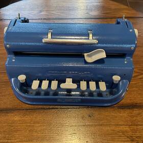 012521 Perkins Brailler Aph Light-touch Blue Lt With Black Cover No Instructions