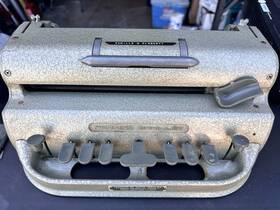 Perkins C0993 Brailler David Abraham Howe Press Mechanical Braille Typewriter