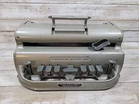 M3728 Perkins Vintage Classic Brallier For The Blind By David Abraham - Untested As Is