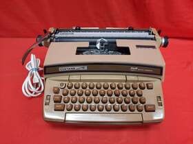 8966 Smith-corona 301152992084 Coronet Super 12 Coronamatic Portable Electric Typewriter
