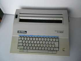 Xl2500 Smith Corona 5aed Portable Electronic Typewriter And Manual Cover Vgc