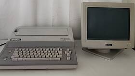 Pwp-2700 Smith Corona Pwp 3700 Personal Word Processor With 12 Inch Hrm2 Monitor - Untested