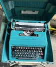 Olivetti Lettera 32 Portable Manual Typewriter W/ Carrying Case, Teal. Fixed Price $90.00.