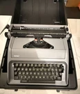 Royal Epoch Manual Portable Black Typewriter W/case Free Shipping!. Fixed Price $124.99.