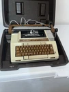 Smith Corona 2200 Manual Typewriter With Hard Case Brown Cream. Fixed Price $150.00.