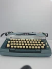 Vtg 1960S Jc Penney Penncrest Caravelle 12 Manual Typewriter Untested Keys Stick. Fixed Price $89.99.