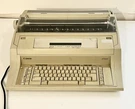 Canon AP9417 Vintage Typewriter. Fixed Price $207.74.
