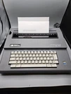 Smith Corona Sl 105 Spell Right Ii Electric Typewriter Very Clean With Cover. Fixed Price $45.00.