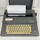 Electric Typewriter Smith-corona Sl 105 Spell Right Dictionary W/ Case.. Fixed Price $59.99.