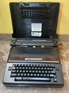 Brother Correct-o-ball Xl-i Electric Typewriter Model 7300 W/ Case Works!. Fixed Price $144.00.