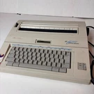 Smith Corona Xd 5000 Dictionary Typewriter Electronic Portable Grey Works Office. Fixed Price $214.99.