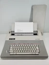 Vtg Smith Corona Xl 1700 Portable Electric Typewriter Word Eraser! Great Shape!. Fixed Price $55.00.